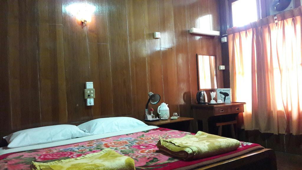 Primrose Hotel نياونغ شوي المظهر الخارجي الصورة